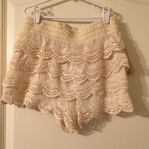 Cream Lace Shorts